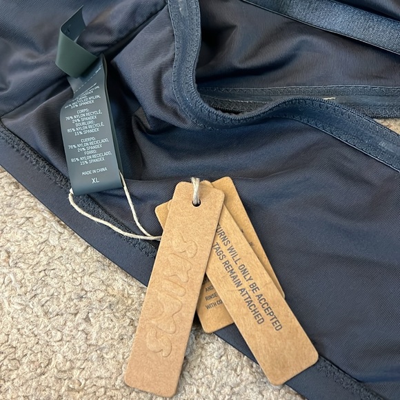 Skims Shaping Swim Bandeau Bikini Top Size XL NEW With Tags - Picture 10 of 10